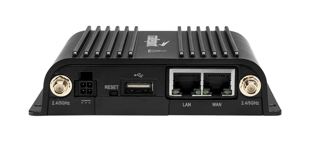 Cradlepoint IBR900 5-yr NetCloud Ruggedized IoT Essentials Plan, Advanced Plan, and IBR900 router with WiFi (1000Mbps modem), with AC power supply and antennas TCA5-0900120B-NN