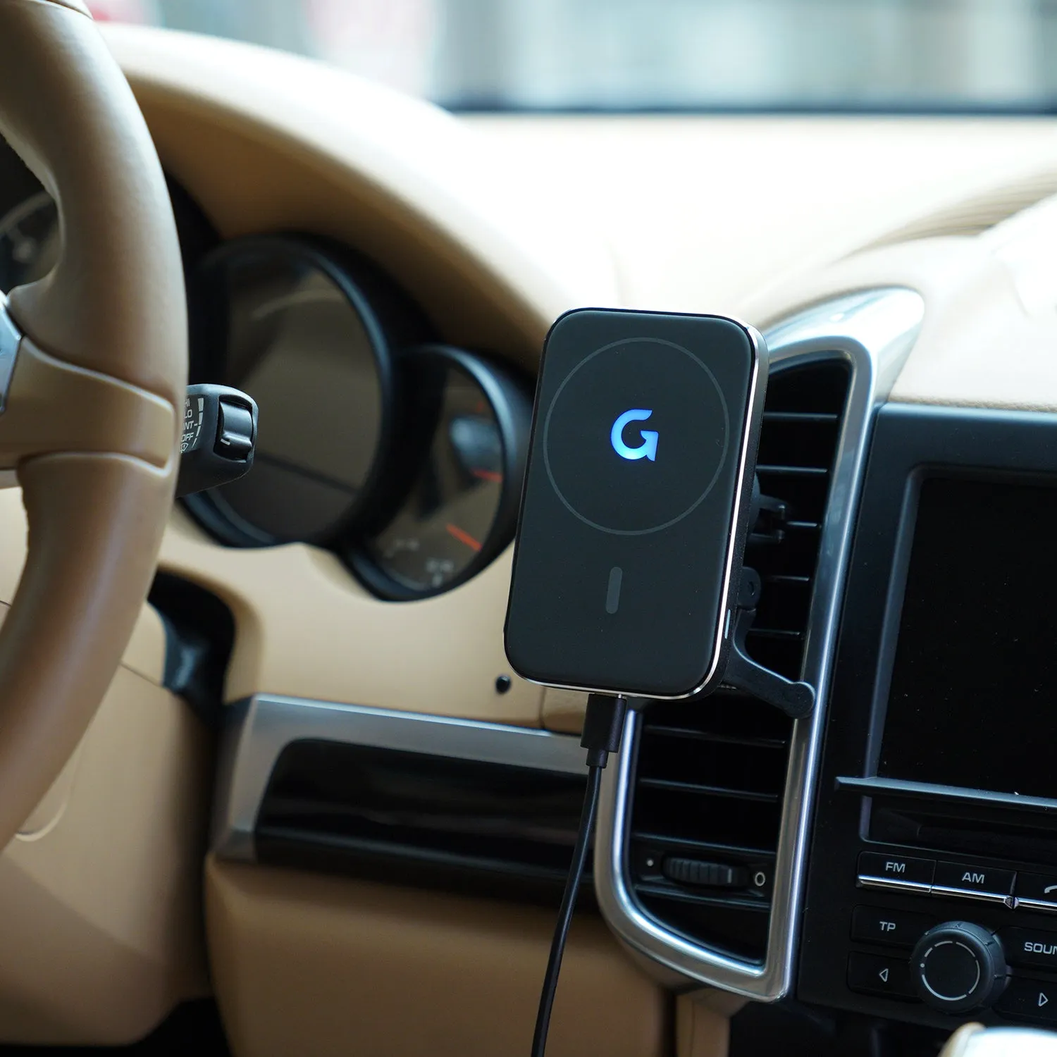 GAZE Car MAGSAFE WIRELESS CAR CHARGER