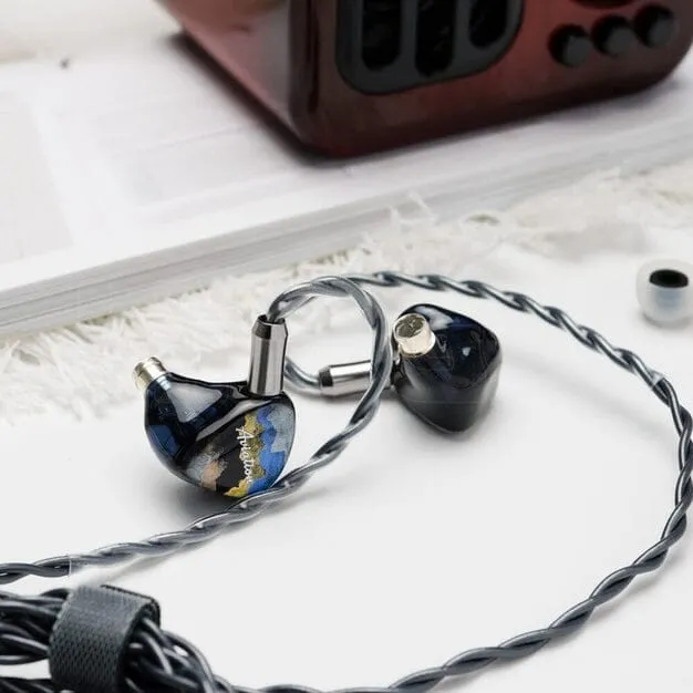 Open Box QoA Aviation 3 Knowles BA 1 DD Hybrid IEMs (Ships Only to Japan)