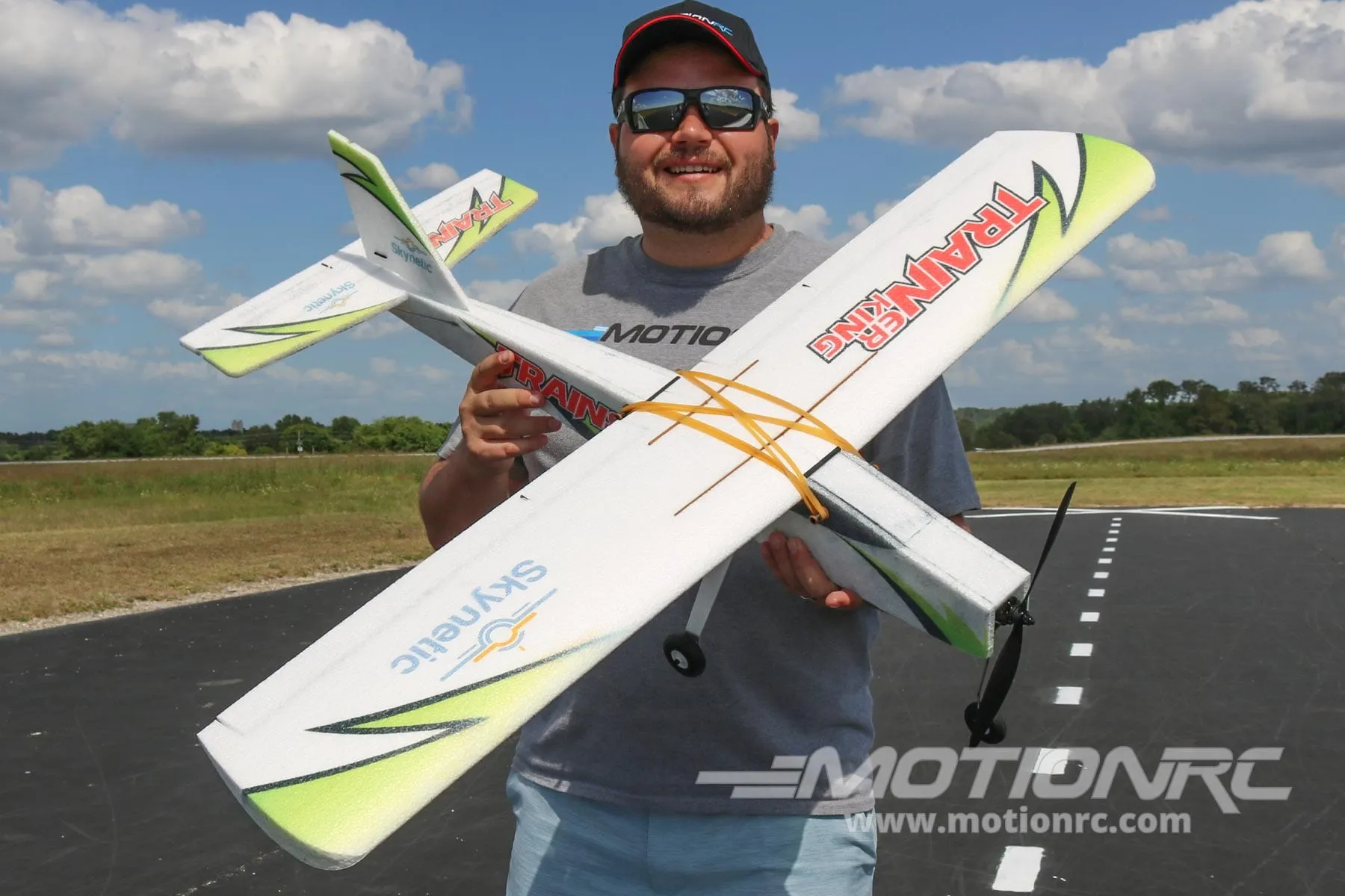 Skynetic Trainer King 1118mm (44") Wingspan - ARF BUNDLE