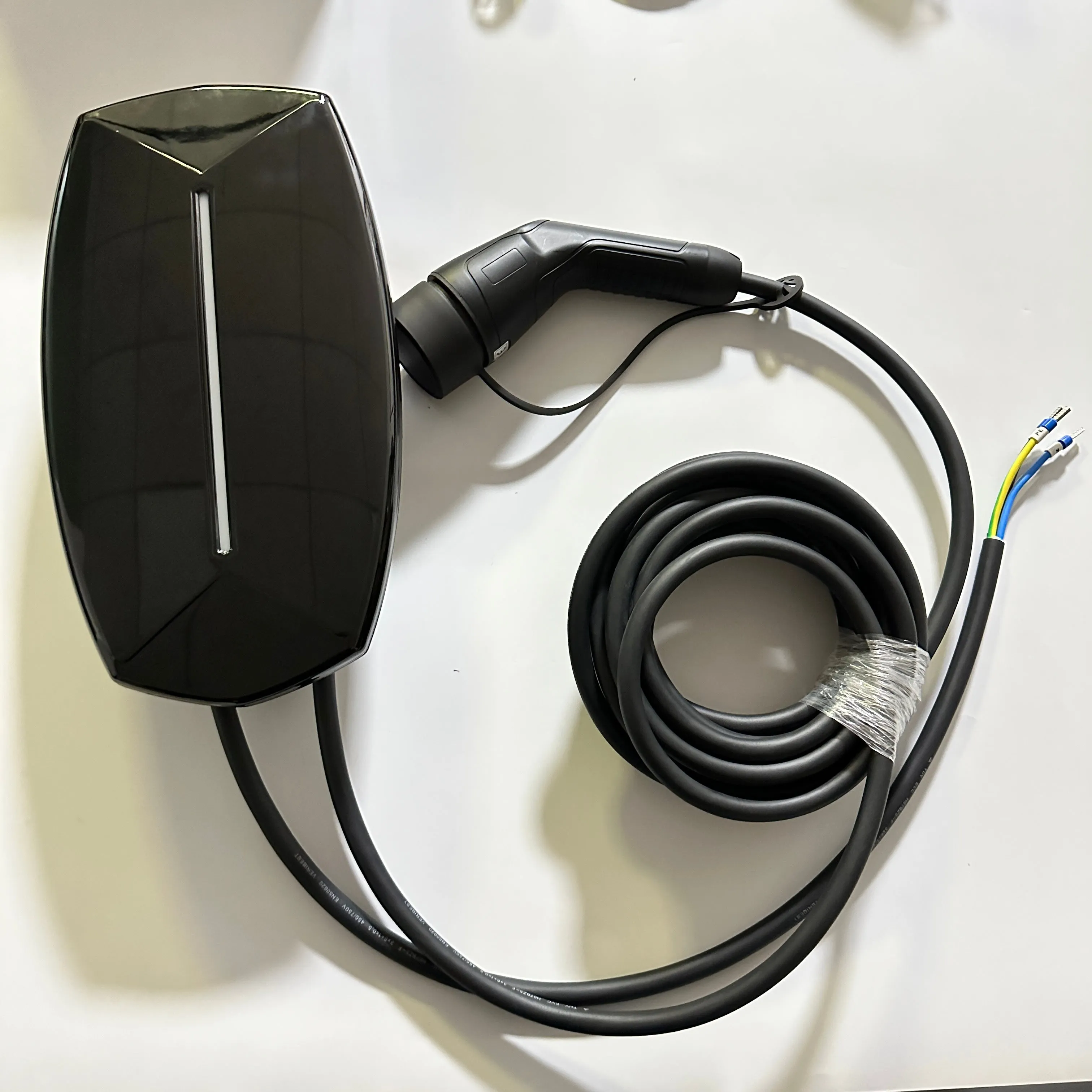 TYPE2 Wall-mounted AC EV Charger(32A)